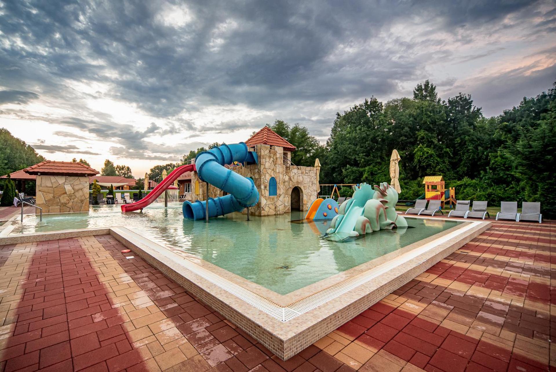 Hotel Termal Vesta Tapioszecso